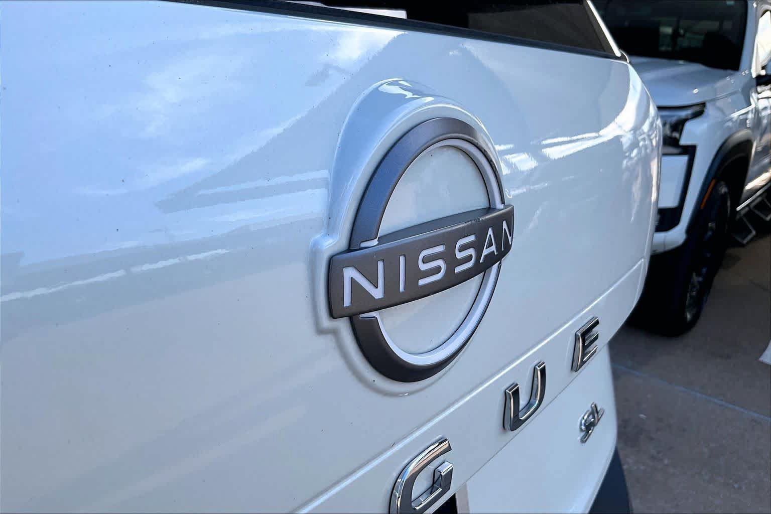 Used 2023 Nissan Rogue SL w/ SL Premium Package FWD image 30