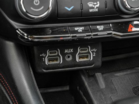 Used 2023 Dodge Durango R/T image 34