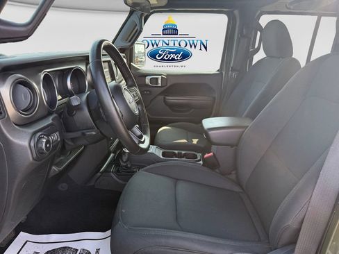 Used 2021 Jeep Wrangler Unlimited Sport AWD/4WD image 30