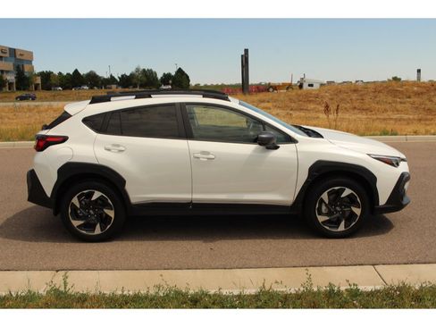 Used 2024 Subaru Crosstrek 2.5i Limited image 6