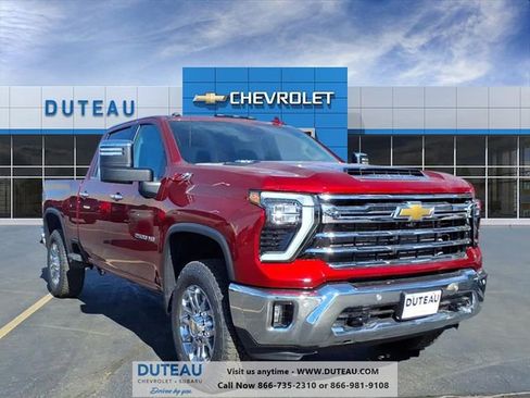 New 2026 Chevrolet Silverado 2500 LTZ w/ LTZ Premium Package AWD/4WD image 1