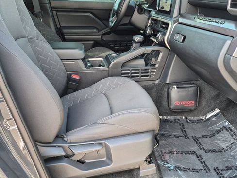 Used 2025 Toyota Tacoma SR5 RWD image 19