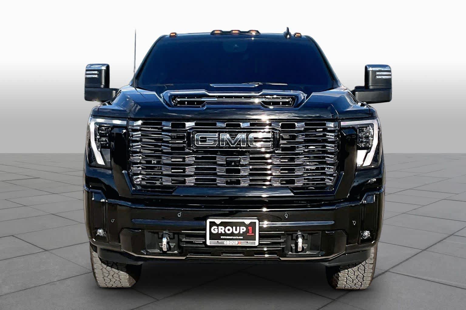 Used 2026 GMC Sierra 2500 Denali Ultimate AWD/4WD image 4