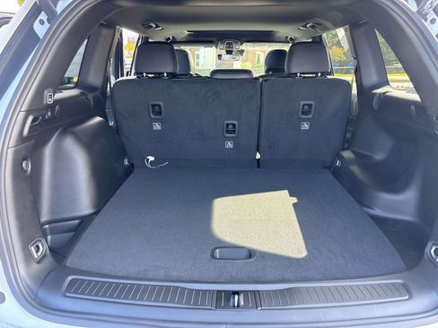 New 2025 Jeep Grand Cherokee Altitude image 4