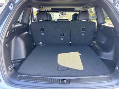 New 2025 Jeep Grand Cherokee Altitude