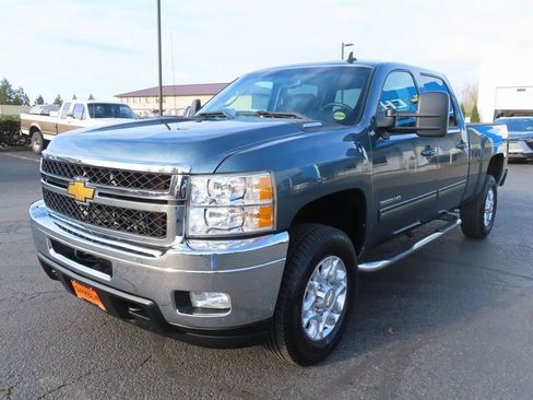 Used 2014 Chevrolet Silverado 3500 LTZ w/ LTZ Plus Package image 3