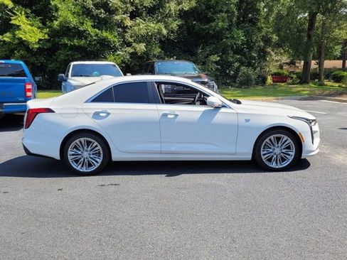 Used 2025 Cadillac CT4 Premium Luxury image 15