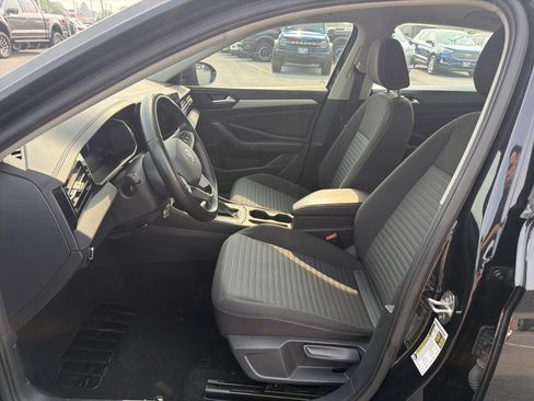 Used 2025 Volkswagen Jetta S FWD image 12