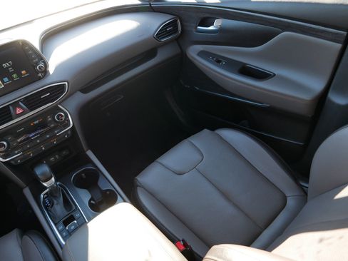 Used 2019 Hyundai Santa Fe AWD image 11