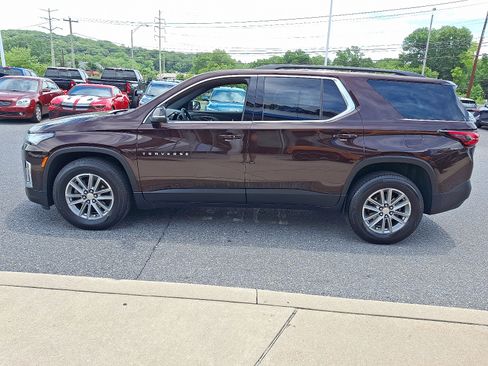 Certified 2023 Chevrolet Traverse LT w/ LPO, Cargo Package AWD/4WD image 4