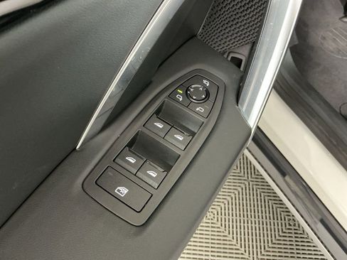 Certified 2025 BMW X1 xDrive28i w/ Convenience Package image 20