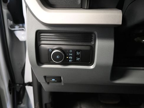 New 2026 Ford F550 4x4 Supercab Super Duty image 14