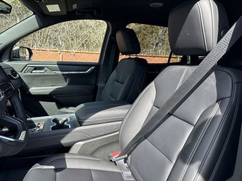 New 2026 GMC Acadia Elevation w/ Black Edition image 11