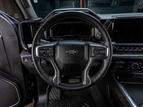 Used 2024 Chevrolet Silverado 2500 LTZ w/ LTZ Plus Package AWD/4WD image 19