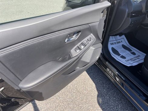 Used 2021 Nissan Sentra SV image 10