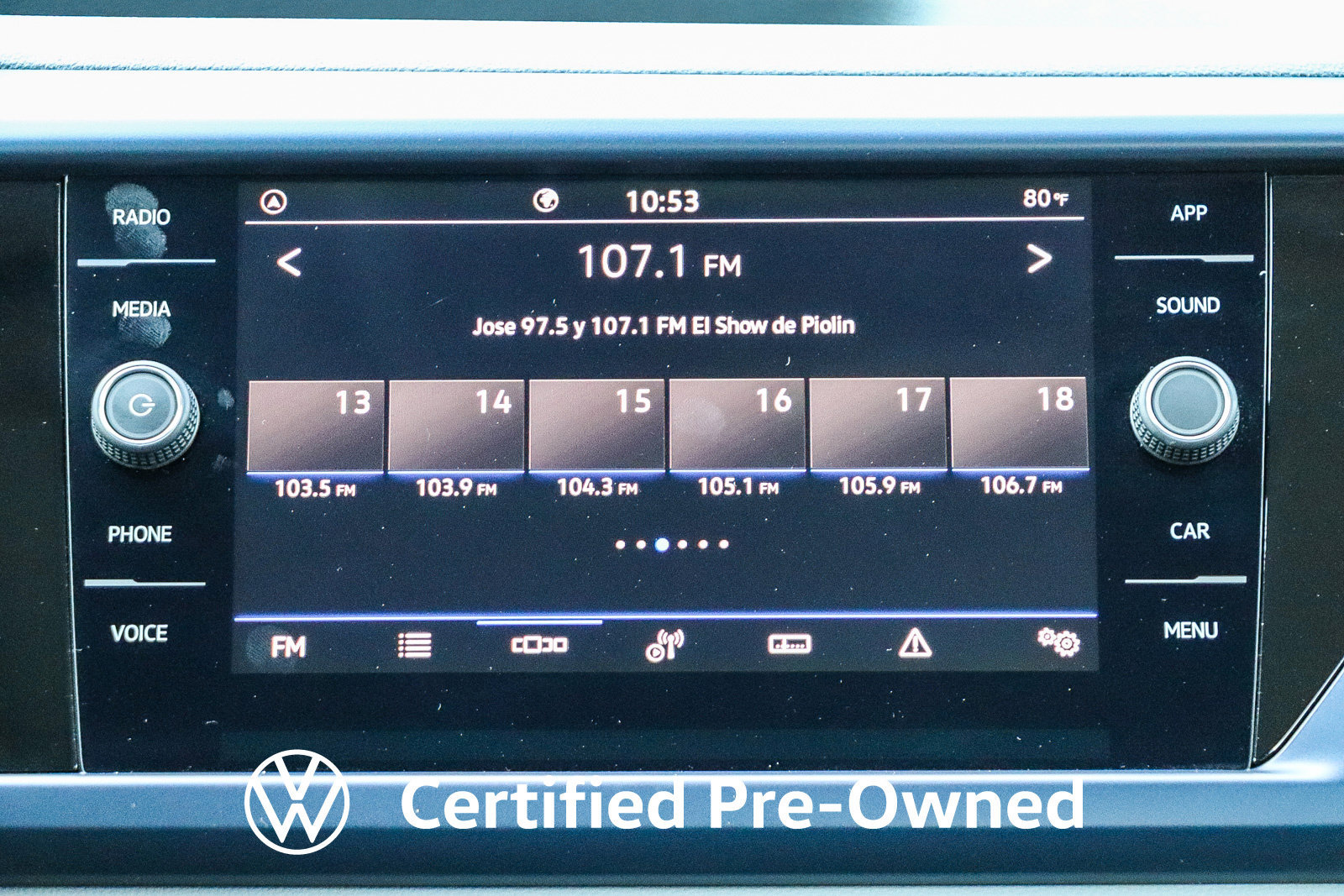 Certified 2023 Volkswagen Taos SE w/ Panoramic Sunroof Package FWD image 16