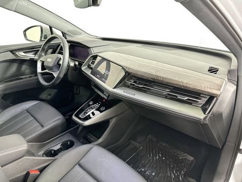 Used 2023 Audi Q4 e-tron Premium Plus w/ Premium Plus image 30