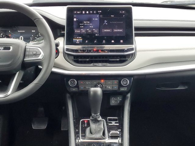 Used 2024 Jeep Compass Limited AWD/4WD image 29