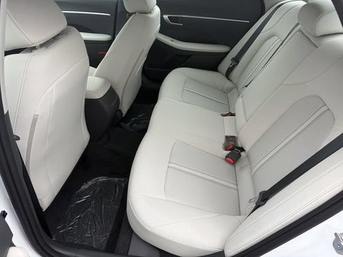 New 2026 Hyundai Sonata SEL FWD image 23