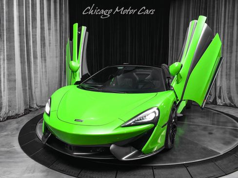 Used 2018 McLaren 570S Spider RWD image 2