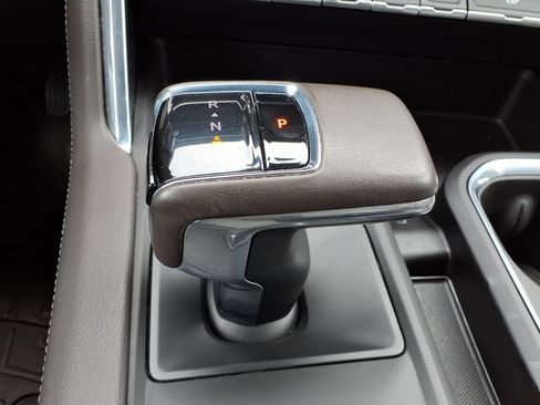 Used 2022 GMC Sierra 1500 Denali RWD image 25