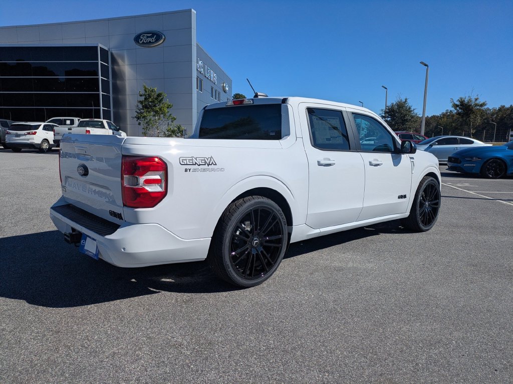 New 2026 Ford Maverick XLT w/ XLT Luxury Package FWD image 4