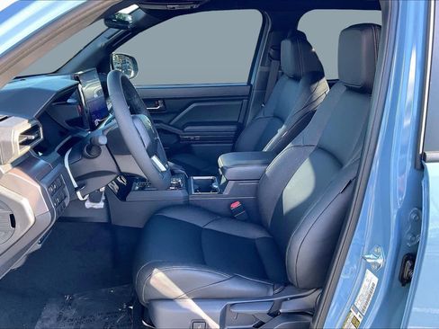 New 2026 Toyota Tacoma TRD Off-Road image 9