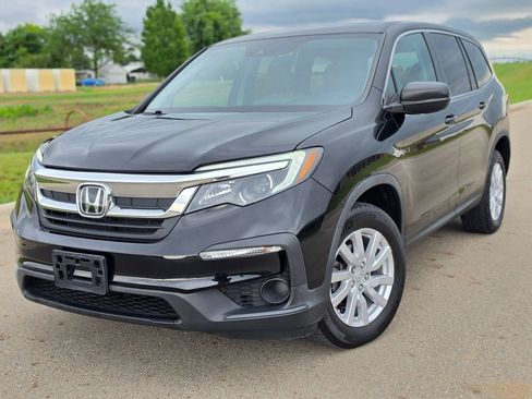 Used 2019 Honda Pilot LX image 1