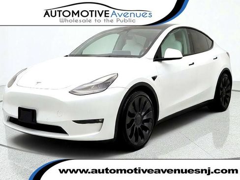Used 2022 Tesla Model Y Performance AWD/4WD image 1