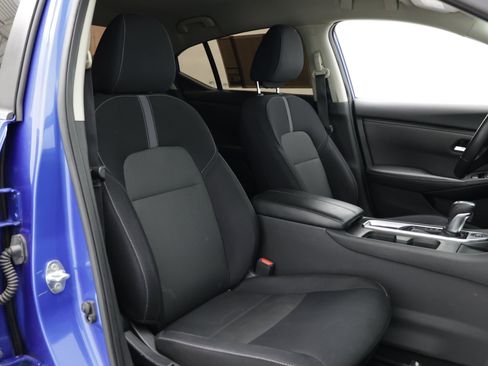 Used 2021 Nissan Sentra SV FWD image 37