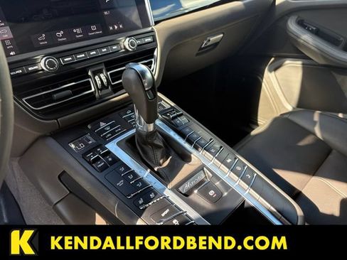 Used 2021 Porsche Macan S AWD/4WD image 27