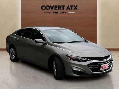 Used 2025 Chevrolet Malibu LT FWD image 7