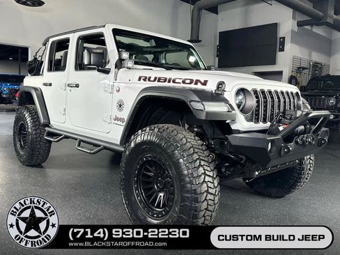 Used 2024 Jeep Wrangler Unlimited Rubicon w/ Convenience Group AWD/4WD image 15