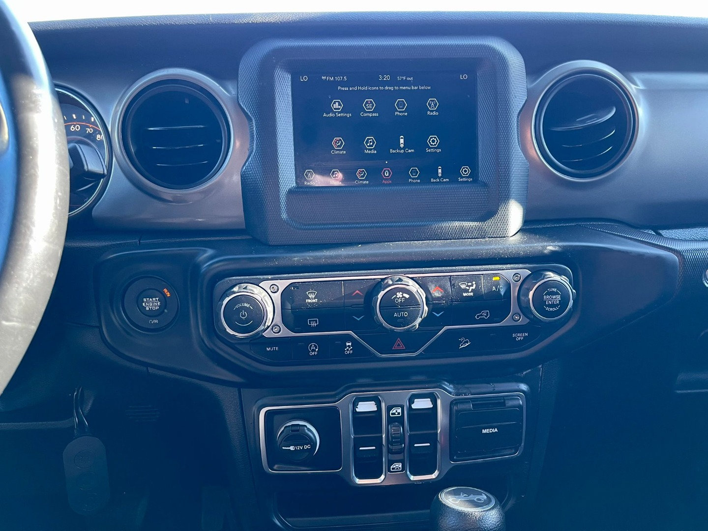 Used 2019 Jeep Wrangler Unlimited Sport S AWD/4WD image 16