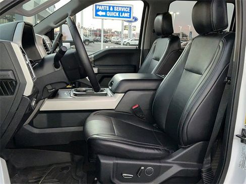 Used 2018 Ford F250 Lariat w/ Chrome Package image 14