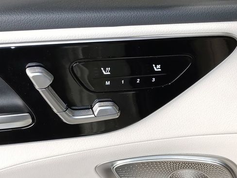 Used 2026 Mercedes-Benz C 300 4MATIC Sedan image 16