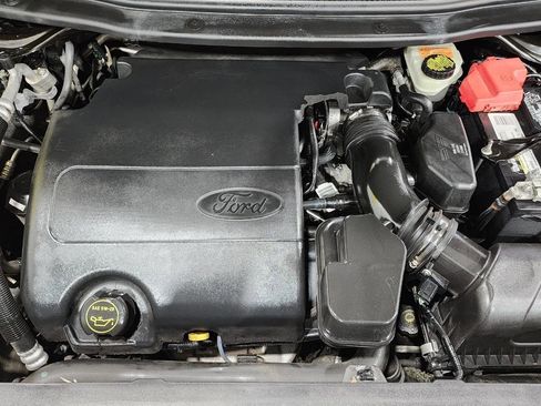 Used 2015 Ford Explorer XLT w/ Equipment Group 202B image 31