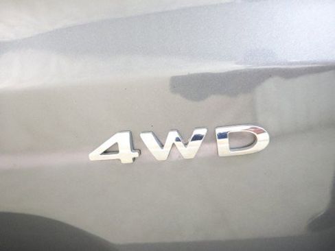 Used 2020 Ford EcoSport SE w/ SE Convenience Package image 24