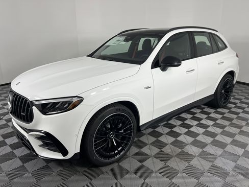 New 2026 Mercedes-Benz GLC 43 AMG 4MATIC image 8