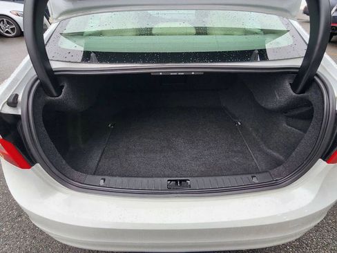 Used 2015 Volvo S60 T5 Premier image 12