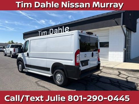 Used 2025 RAM ProMaster 2500 w/ U-Haul Equipment Group FWD image 8