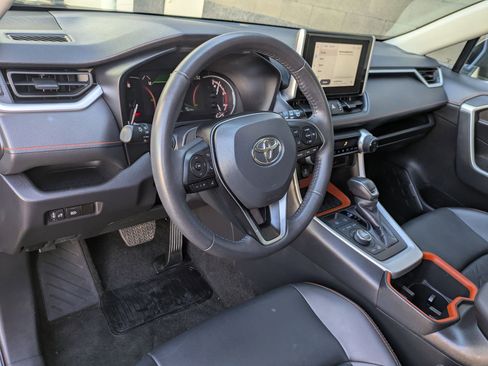 Used 2024 Toyota RAV4 Adventure image 11