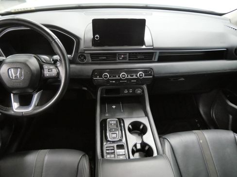 Used 2024 Honda Pilot EX-L image 10