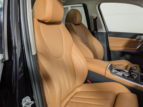 Certified 2022 BMW X7 xDrive40i w/ Premium Package image 38