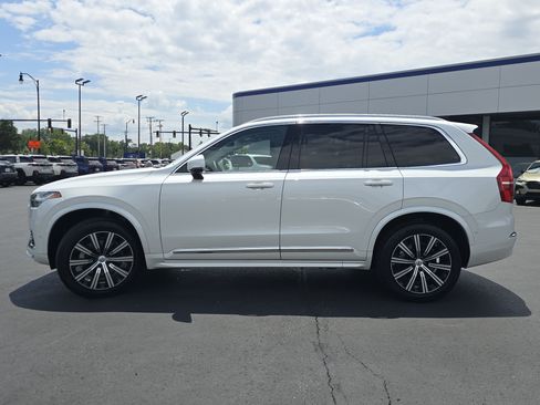 Used 2025 Volvo XC90 B6 Plus AWD/4WD image 4