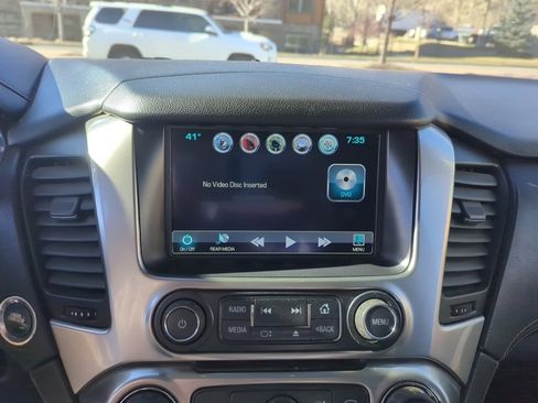 Used 2016 Chevrolet Suburban LTZ image 4