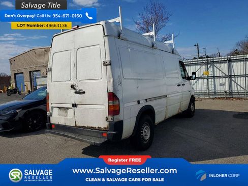 Used 2004 Dodge Sprinter 2500 w/ PWR Convenience Group RWD image 4