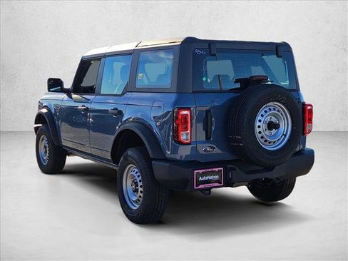 New 2025 Ford Bronco Base image 9