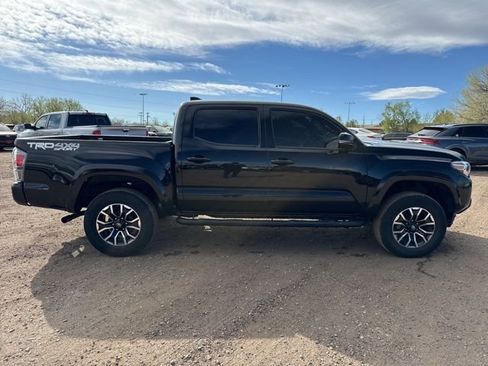Used 2021 Toyota Tacoma TRD Sport w/ Technology Package image 7