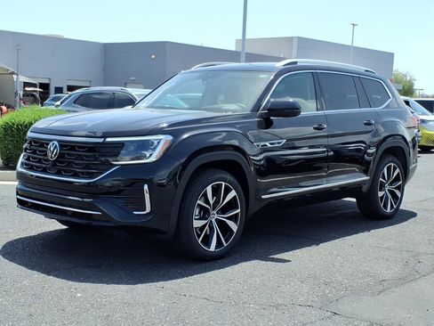 New 2026 Volkswagen Atlas SEL Premium R-Line AWD/4WD image 2